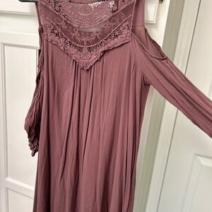 AUW Plum Lace Cold Shoulder Dress